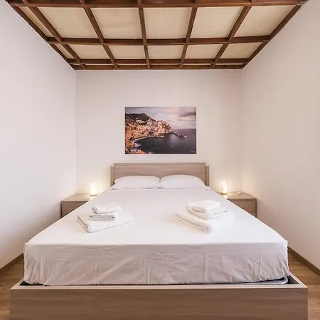 20 Minuti A Piedi Dalla Stazione La Spezia