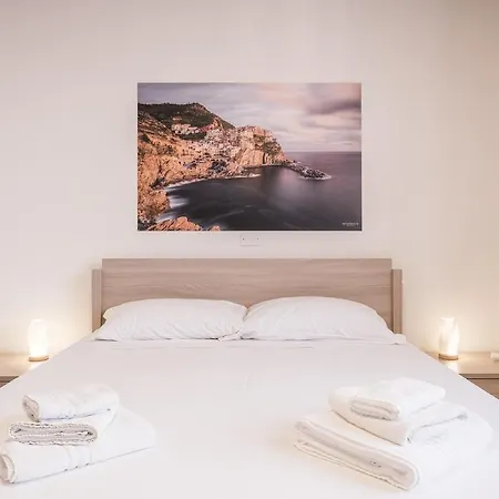 20 Minuti A Piedi Dalla Stazione * La Spezia