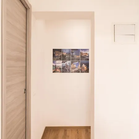 20 Minuti A Piedi Dalla Stazione Apartment