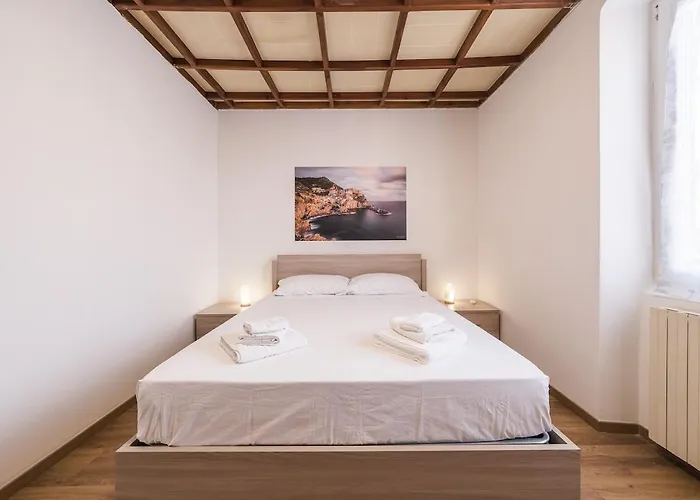 20 Minuti A Piedi Dalla Stazione 斯培西亚