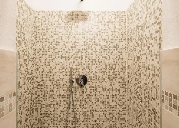 20 Minuti A Piedi Dalla Stazione Apartment